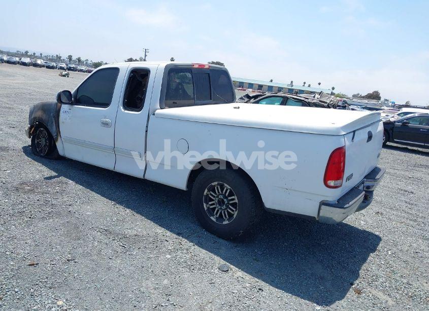 Photo 3 of 2001 Ford F-150 XL/XLT (VIN 1FTZX17261KF26378)