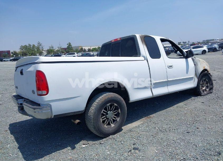 Photo 4 of 2001 Ford F-150 XL/XLT (VIN 1FTZX17261KF26378)