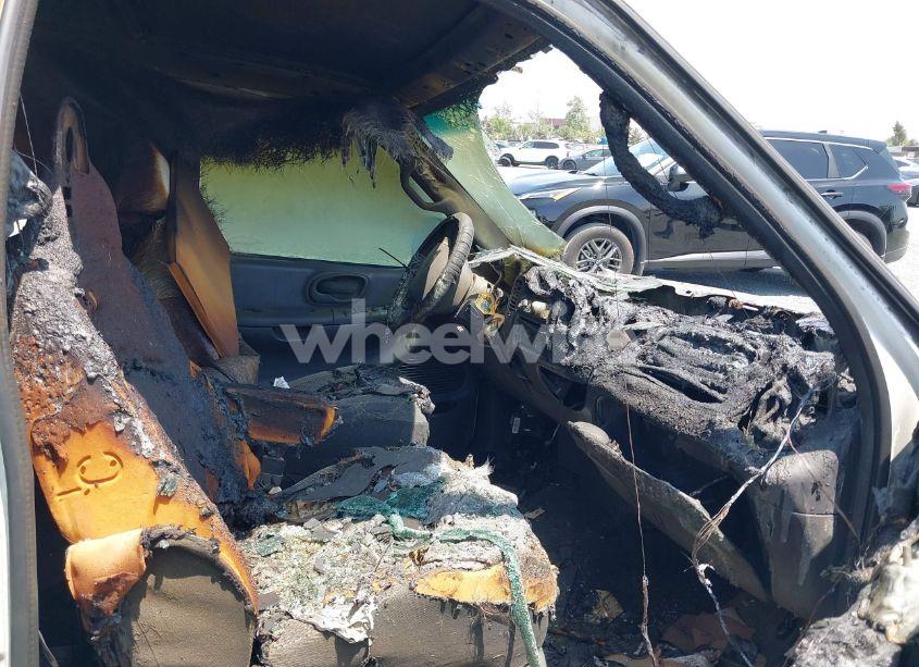 Photo 5 of 2001 Ford F-150 XL/XLT (VIN 1FTZX17261KF26378)