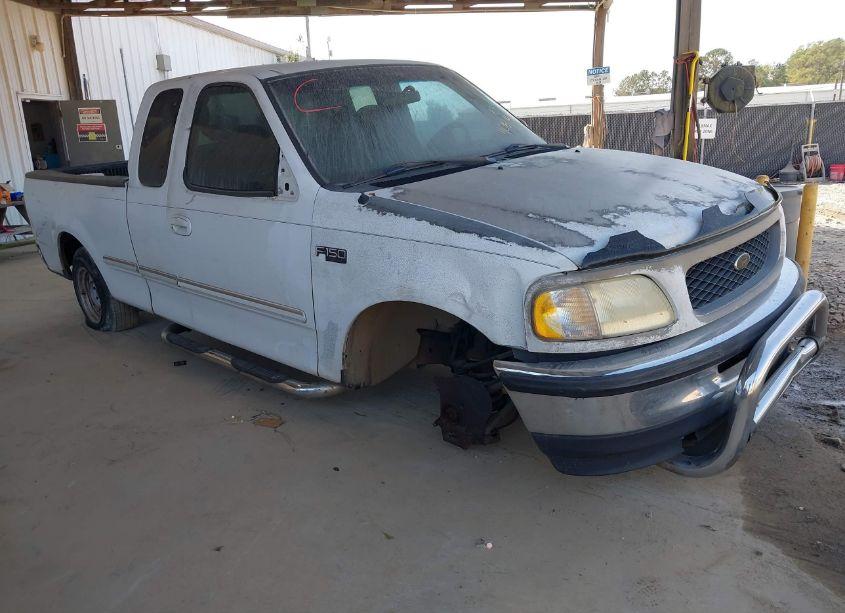1998 Ford F-150 STANDARD/XL/XLT (VIN 1FTZX1726WNB76692) main photo