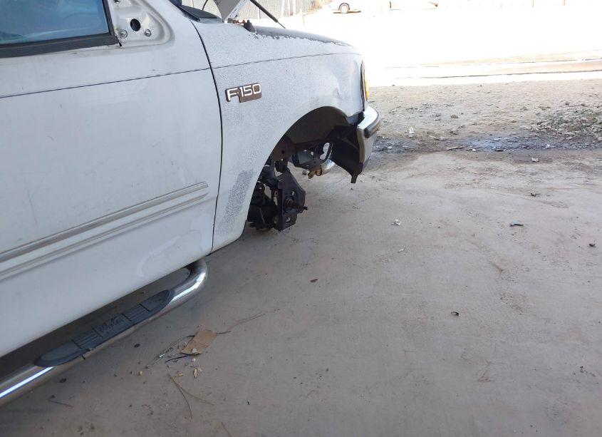 Photo 14 of 1998 Ford F-150 STANDARD/XL/XLT (VIN 1FTZX1726WNB76692)