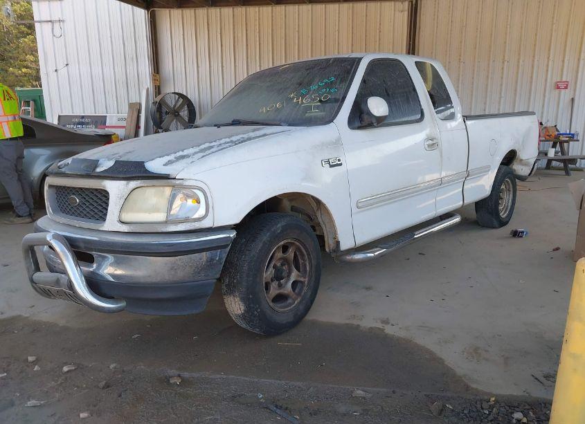 Photo 2 of 1998 Ford F-150 STANDARD/XL/XLT (VIN 1FTZX1726WNB76692)