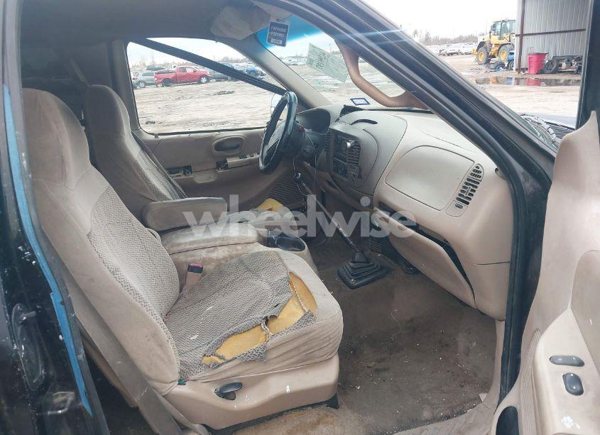 Photo 5 of 1999 Ford F-150 WORK SERIES/XL/XLT (VIN 1FTZX1726XKB53786)