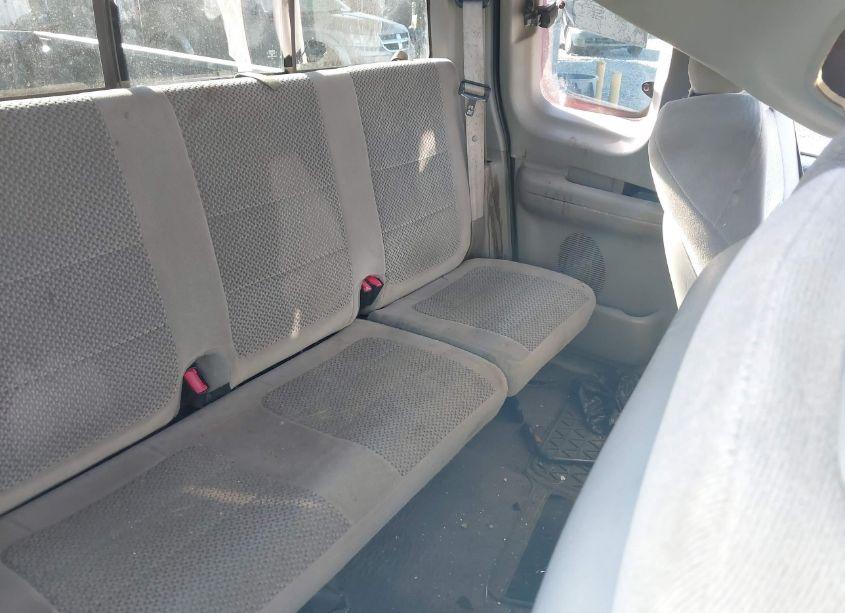 Photo 8 of 2001 Ford F-150 XL/XLT (VIN 1FTZX17271NA47546)