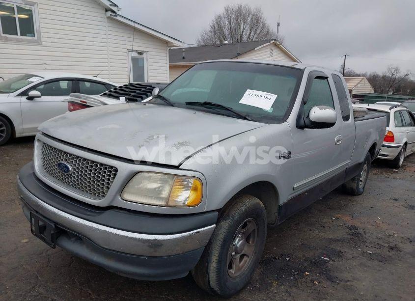 Photo 2 of 2001 Ford F-150 XL/XLT (VIN 1FTZX17271NA54402)