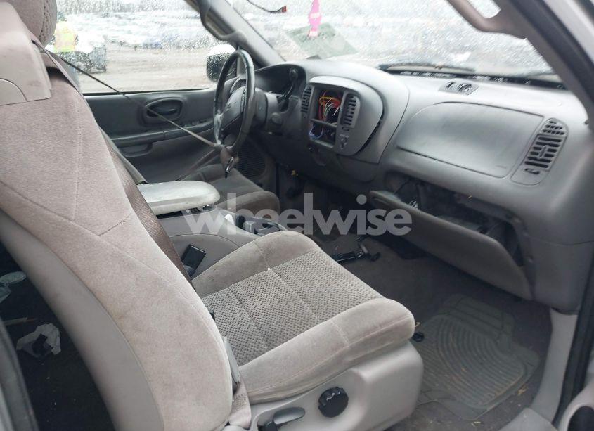 Photo 5 of 2001 Ford F-150 XL/XLT (VIN 1FTZX17271NA54402)