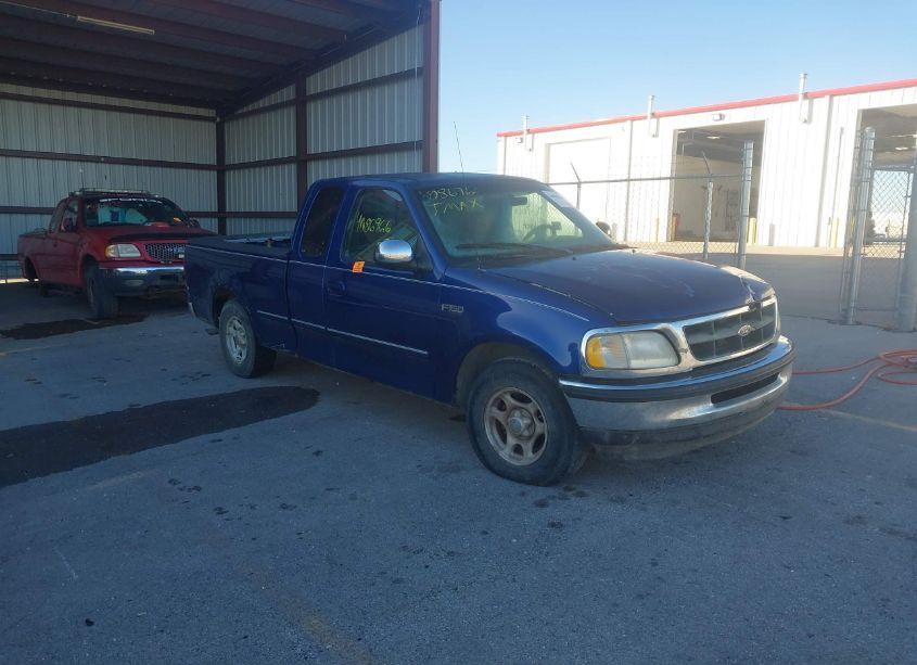 1998 Ford F-150 STANDARD/XL/XLT (VIN 1FTZX1727WKB55691) main photo
