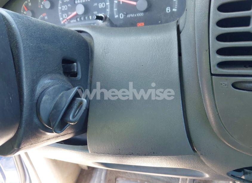 Photo 11 of 1998 Ford F-150 STANDARD/XL/XLT (VIN 1FTZX1727WNB73834)