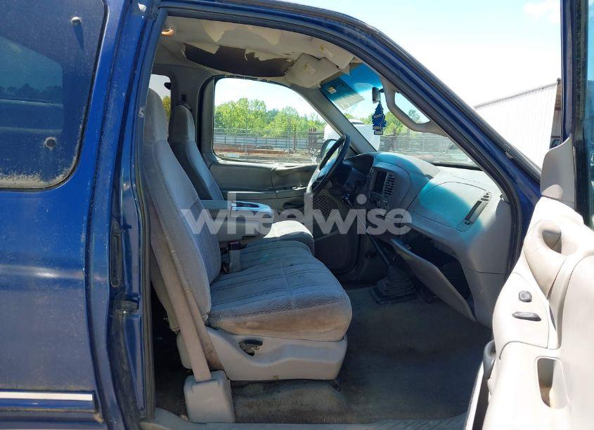 Photo 5 of 1998 Ford F-150 STANDARD/XL/XLT (VIN 1FTZX1727WNB73834)