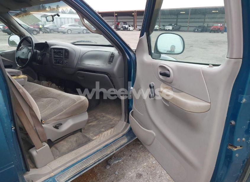 Photo 5 of 2000 Ford F-150 WORK SERIES/XL/XLT (VIN 1FTZX1727YNC16345)