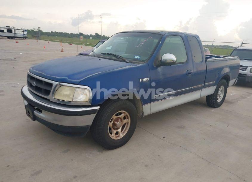 Photo 2 of 1998 Ford F-150 (VIN 1FTZX1728WNA64363)