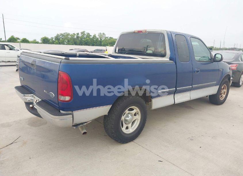 Photo 4 of 1998 Ford F-150 (VIN 1FTZX1728WNA64363)