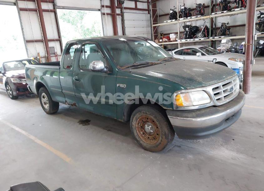 1999 Ford F-150 WORK SERIES/XL/XLT (VIN 1FTZX1729XNA06022) main photo
