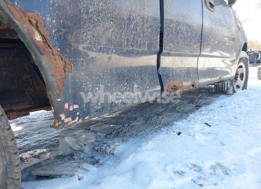 Photo 13 of 2000 Ford F-150 WORK SERIES/XL/XLT (VIN 1FTZX1729YNB02945)