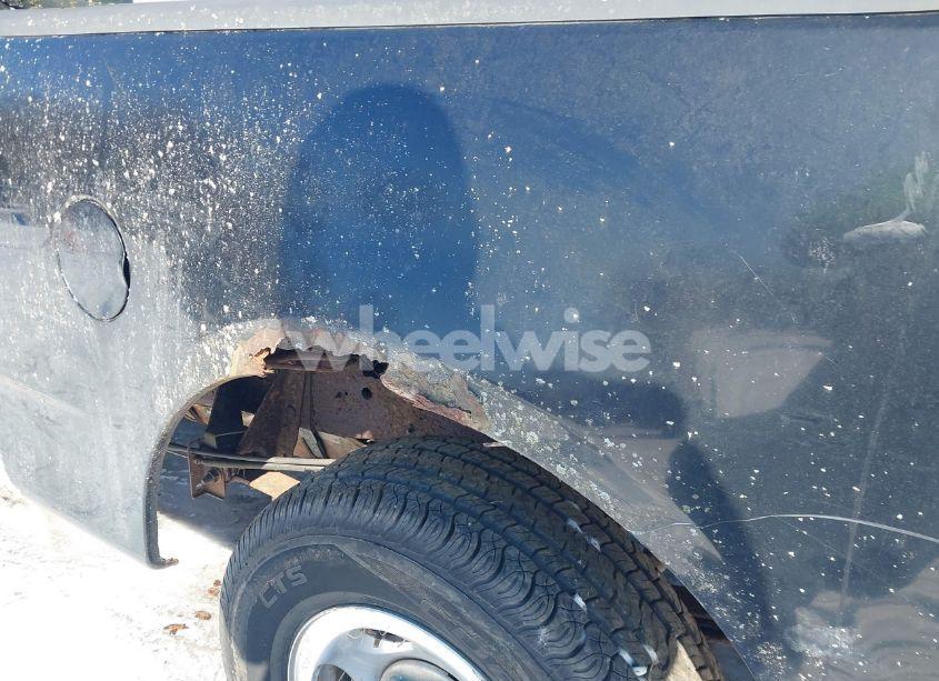 Photo 14 of 2000 Ford F-150 WORK SERIES/XL/XLT (VIN 1FTZX1729YNB02945)