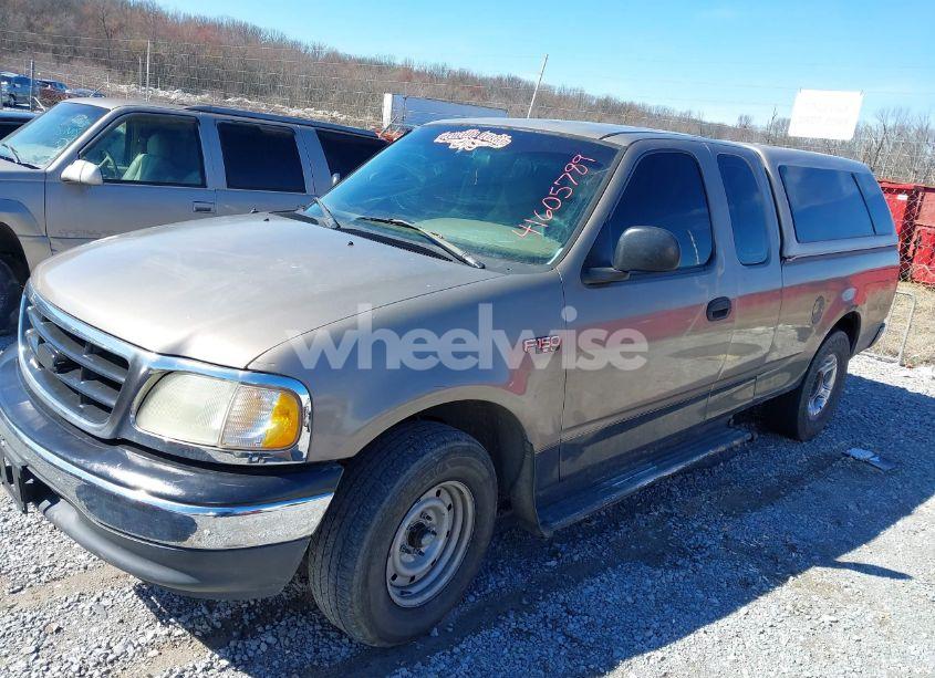 Photo 2 of 2001 Ford F-150 XL/XLT (VIN 1FTZX172X1NB74257)