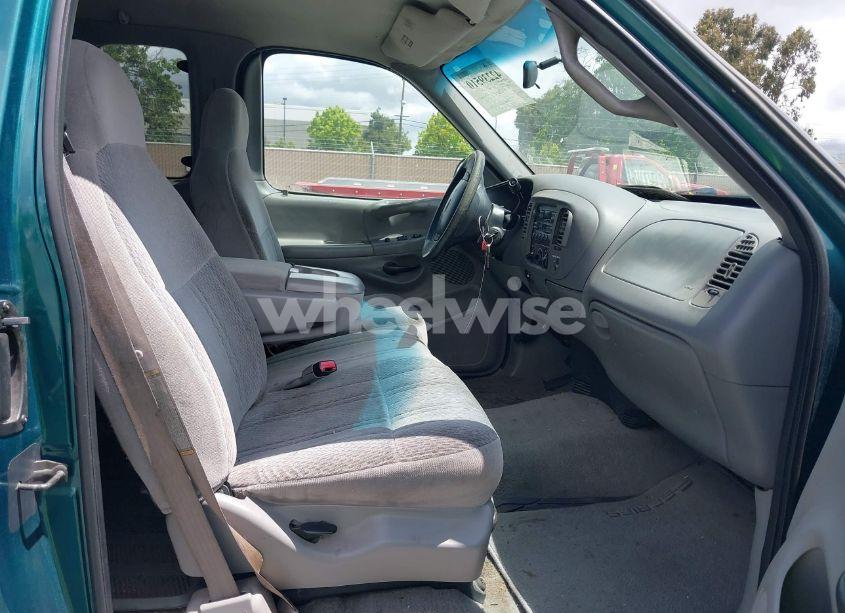 Photo 5 of 1998 Ford F-150 LARIAT/STANDARD/XL/XLT (VIN 1FTZX1760WKA90900)