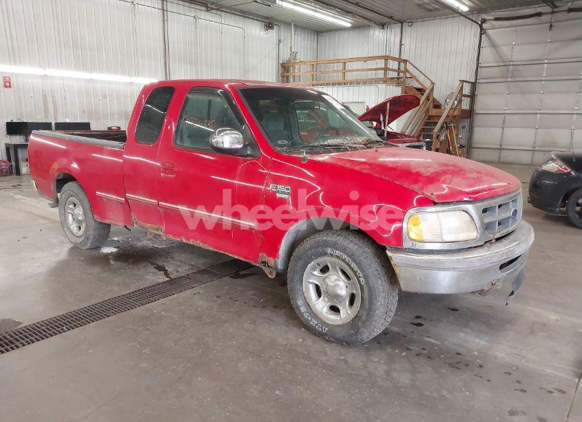 1998 Ford F-150 LARIAT/STANDARD/XL/XLT (VIN 1FTZX1761WKB08028) main photo