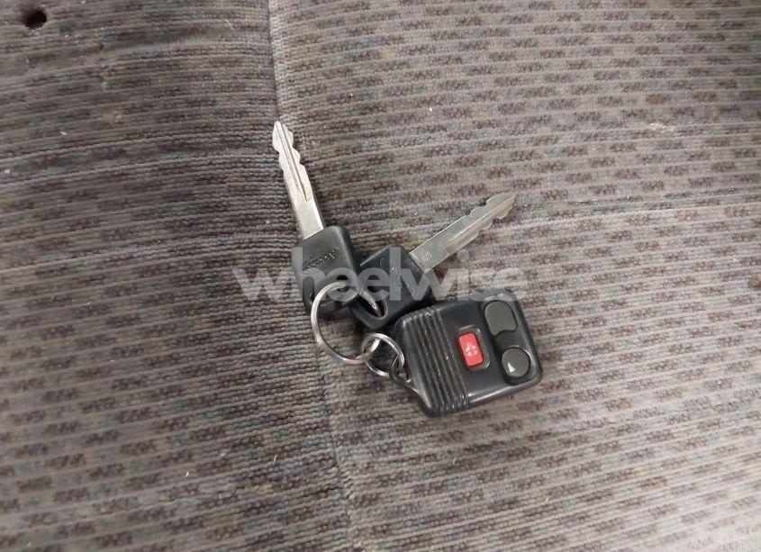 Photo 11 of 1998 Ford F-150 LARIAT/STANDARD/XL/XLT (VIN 1FTZX1761WKB08028)