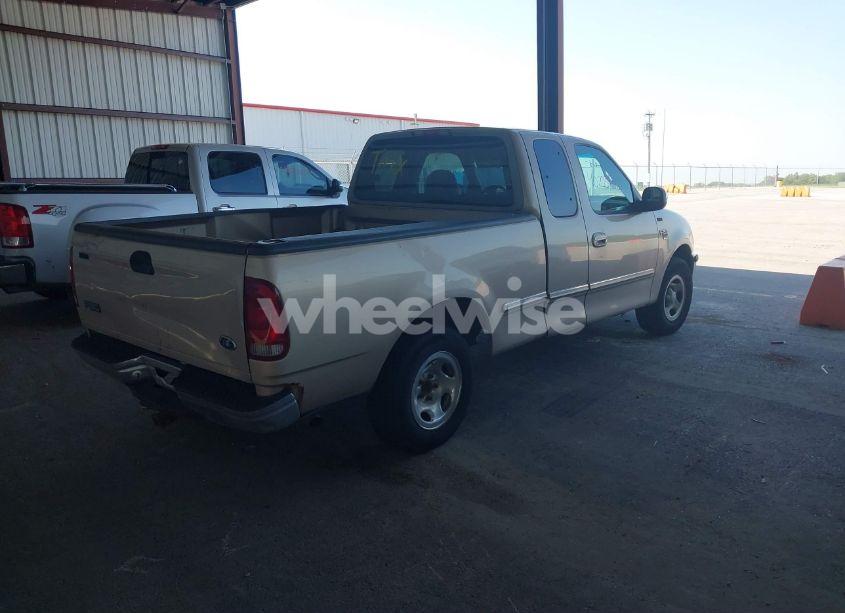 Photo 4 of 1998 Ford F-150 LARIAT/STANDARD/XL/XLT (VIN 1FTZX1761WKB18557)