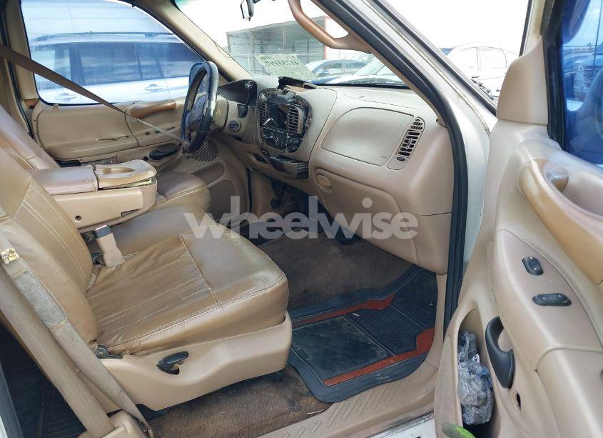 Photo 5 of 1998 Ford F-150 LARIAT/STANDARD/XL/XLT (VIN 1FTZX1761WKB86552)