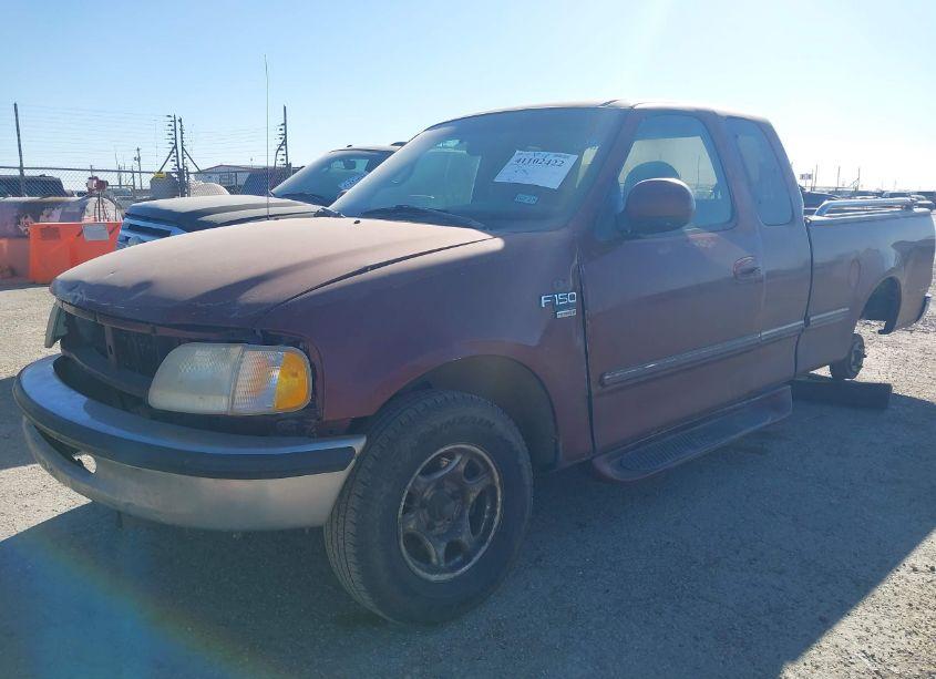 Photo 2 of 1998 Ford F-150 LARIAT/STANDARD/XL/XLT (VIN 1FTZX1762WKB01833)