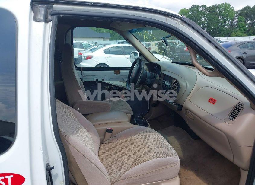 Photo 5 of 1998 Ford F-150 LARIAT/STANDARD/XL/XLT (VIN 1FTZX1762WNA68542)