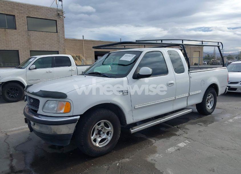 Photo 2 of 1998 Ford F-150 LARIAT/STANDARD/XL/XLT (VIN 1FTZX1763WKA31856)
