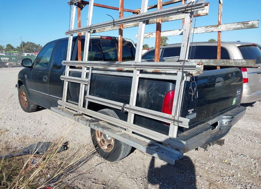 Photo 3 of 1998 Ford F-150 LARIAT/STANDARD/XL/XLT (VIN 1FTZX1763WNA29930)