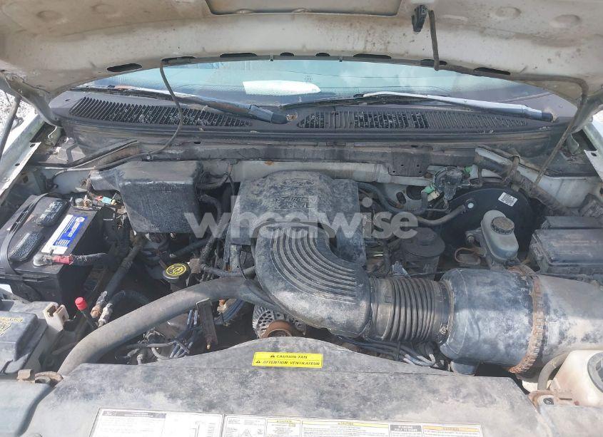 Photo 10 of 1998 Ford F-150 LARIAT/STANDARD/XL/XLT (VIN 1FTZX1764WKC02730)