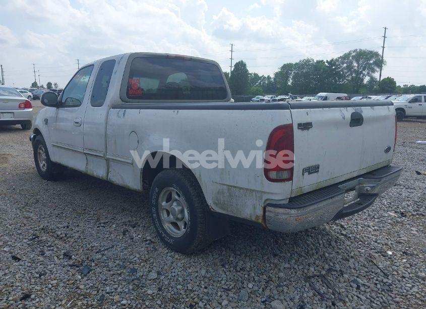 Photo 3 of 1998 Ford F-150 LARIAT/STANDARD/XL/XLT (VIN 1FTZX1764WKC02730)