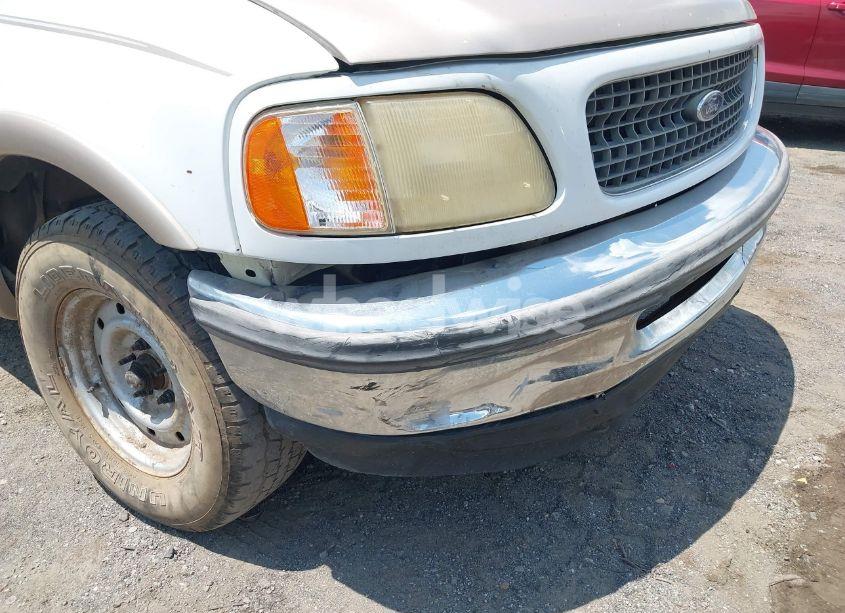 Photo 13 of 1998 Ford F-150 LARIAT/STANDARD/XL/XLT (VIN 1FTZX1764WNB11214)