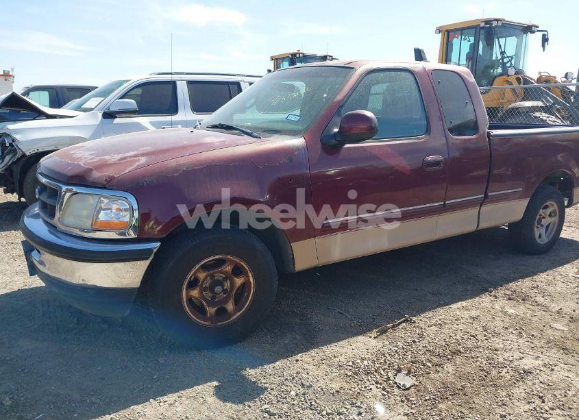 1998 Ford F-150 LARIAT/STANDARD/XL/XLT (VIN 1FTZX1766WKA52989) main photo