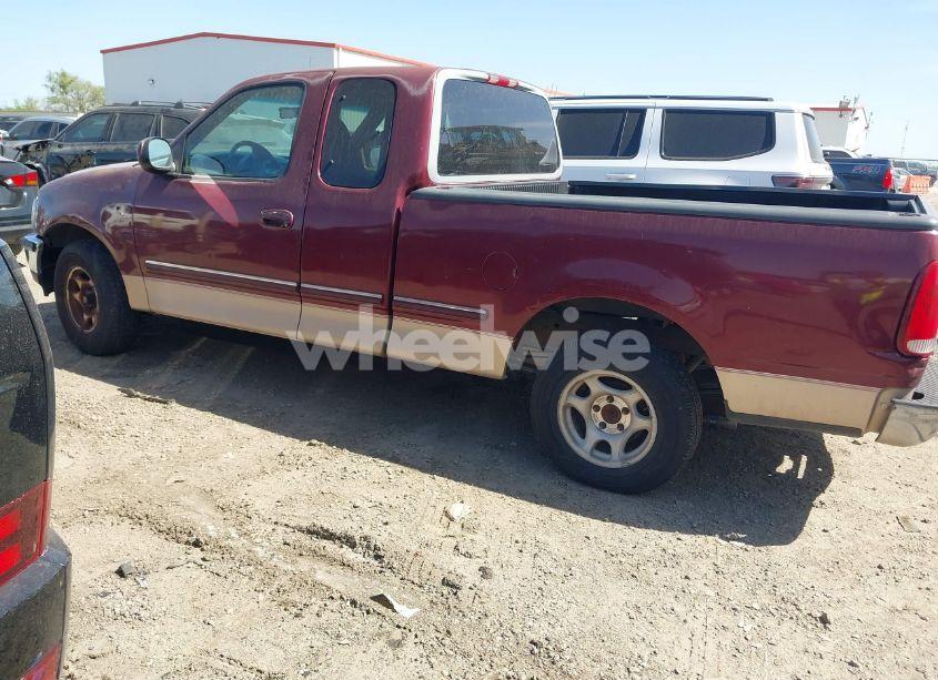 Photo 3 of 1998 Ford F-150 LARIAT/STANDARD/XL/XLT (VIN 1FTZX1766WKA52989)