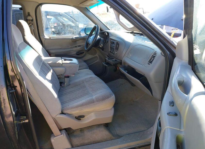 Photo 5 of 1998 Ford F-150 LARIAT/STANDARD/XL/XLT (VIN 1FTZX1769WKA39136)