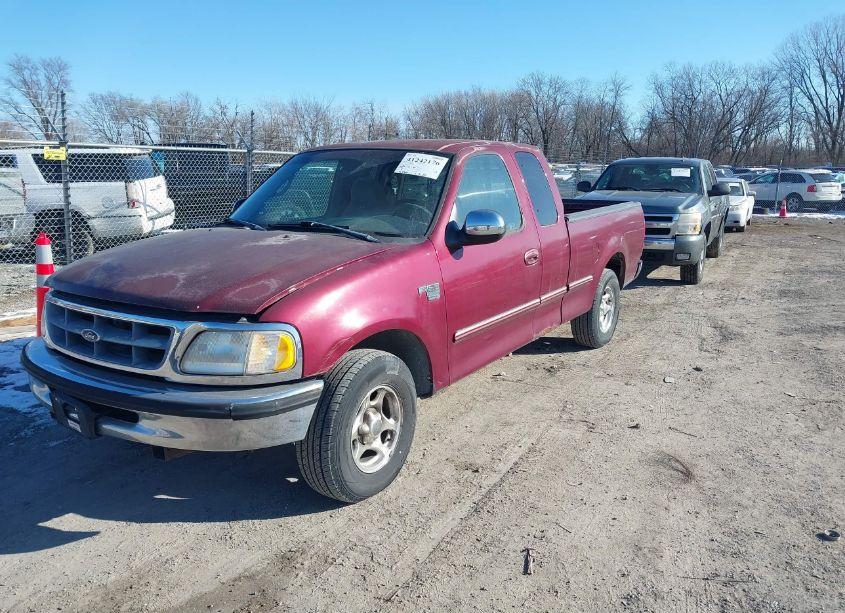 Photo 2 of 1998 Ford F-150 LARIAT/STANDARD/XL/XLT (VIN 1FTZX176XWKB33333)