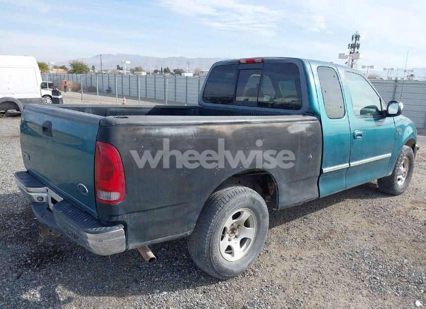 Photo 4 of 1998 Ford F-150 LARIAT/STANDARD/XL/XLT (VIN 1FTZX17W2WKB43922)