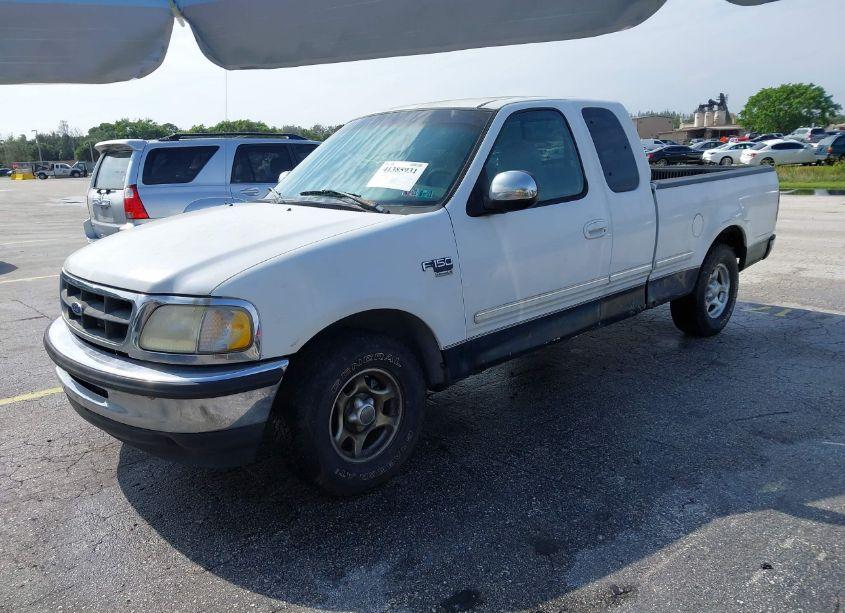 Photo 2 of 1998 Ford F-150 LARIAT/STANDARD/XL/XLT (VIN 1FTZX17W5WNC34844)