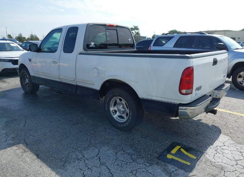 Photo 3 of 1998 Ford F-150 LARIAT/STANDARD/XL/XLT (VIN 1FTZX17W5WNC34844)