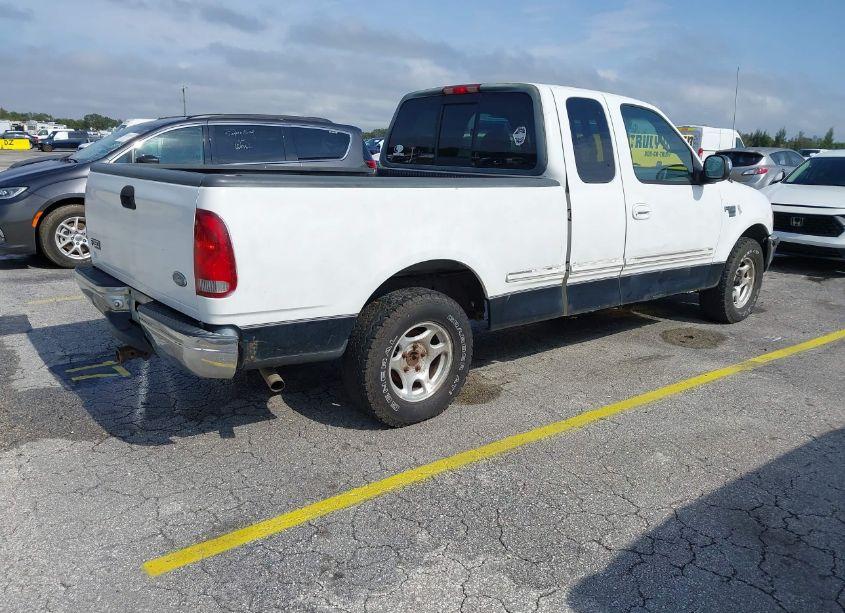 Photo 4 of 1998 Ford F-150 LARIAT/STANDARD/XL/XLT (VIN 1FTZX17W5WNC34844)