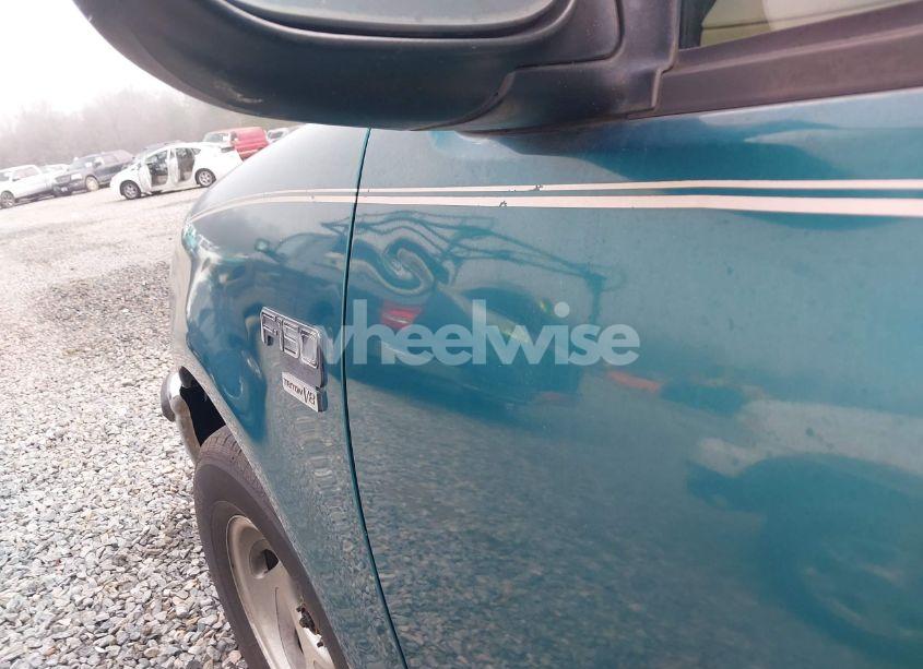 Photo 12 of 1998 Ford F-150 LARIAT/STANDARD/XL/XLT (VIN 1FTZX17W5WNC39090)