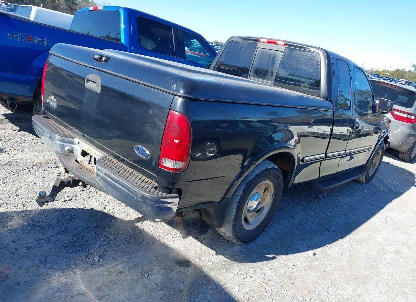 Photo 4 of 1998 Ford F-150 LARIAT/STANDARD/XL/XLT (VIN 1FTZX17W8WNB61095)