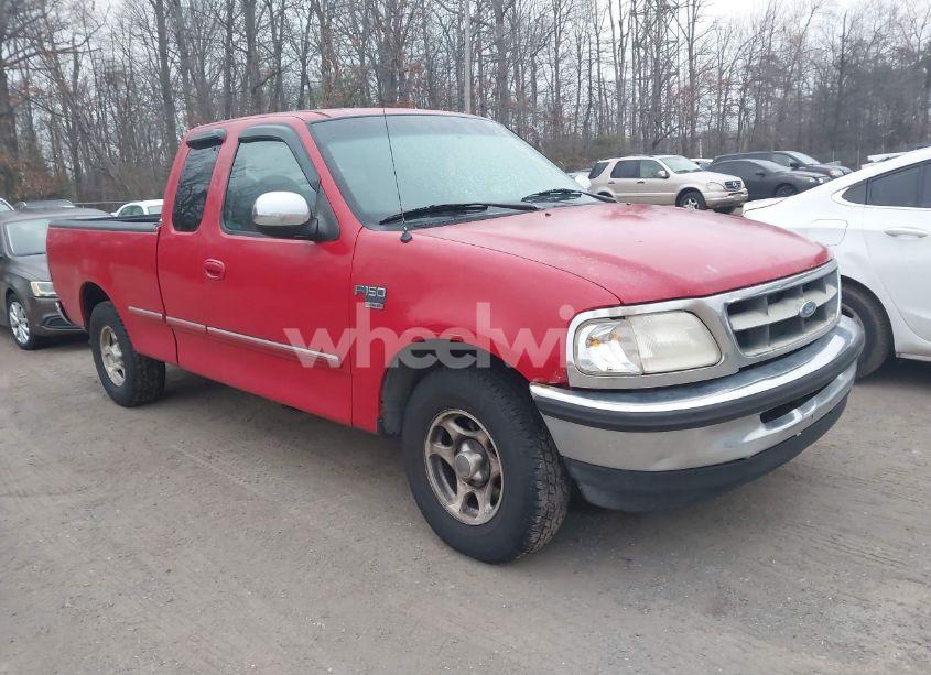 1998 Ford F-150 LARIAT/STANDARD/XL/XLT (VIN 1FTZX17WXWNC05002) main photo