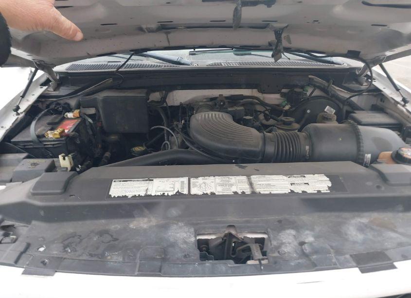 Photo 10 of 1998 Ford F-150 LARIAT/STANDARD/XL/XLT (VIN 1FTZX18W0WKA32431)