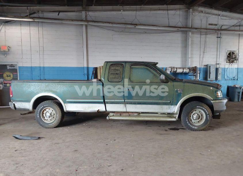 Photo 13 of 1998 Ford F150 (VIN 1FTZX18W0WNB10429)