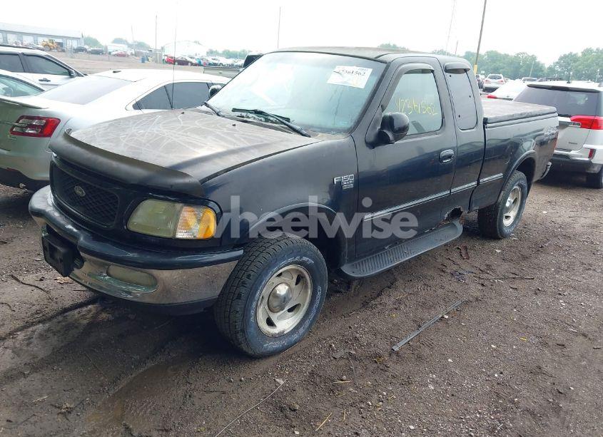 Photo 2 of 1998 Ford F-150 LARIAT/STANDARD/XL/XLT (VIN 1FTZX18W2WNB46784)