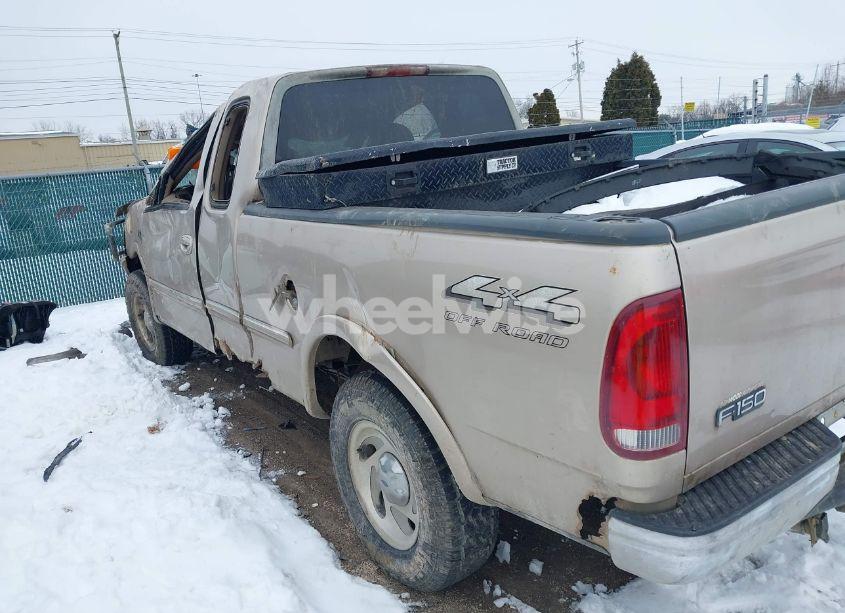 Photo 3 of 1998 Ford F-150 LARIAT/STANDARD/XL/XLT (VIN 1FTZX18W4WNB04665)