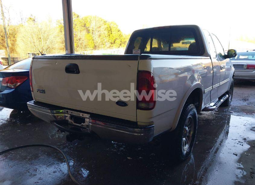 Photo 4 of 1998 Ford F-150 LARIAT/STANDARD/XL/XLT (VIN 1FTZX18W5WNB68293)