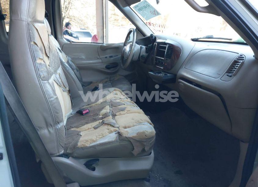 Photo 5 of 1998 Ford F-150 LARIAT/STANDARD/XL/XLT (VIN 1FTZX18W5WNB68293)