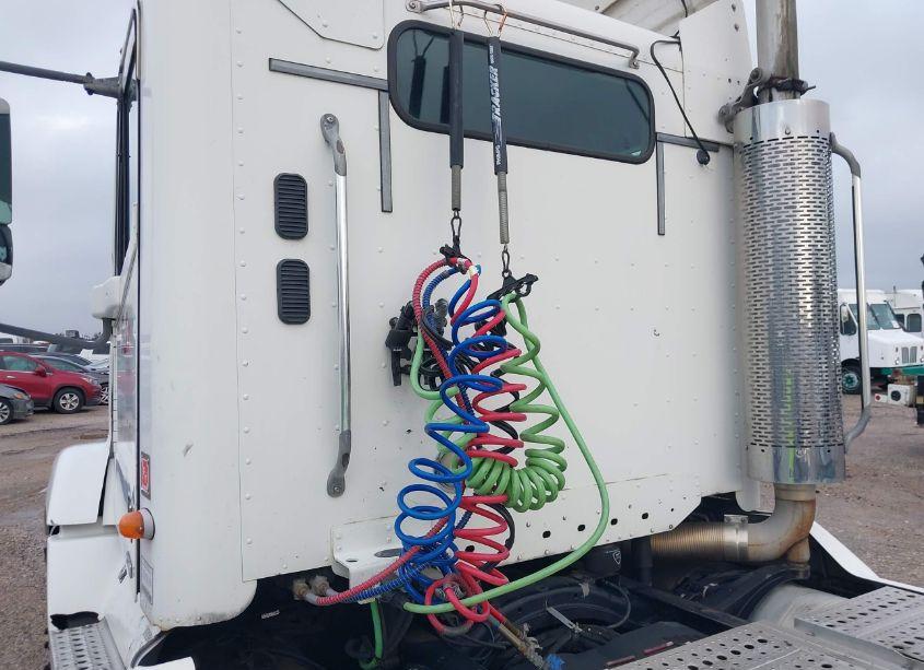 Photo 20 of 2002 Freightliner Conventional ST112 (VIN 1FUBA8A822PJ88371)